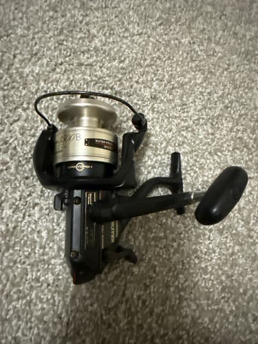 Shimano Bait-Runner 3500B Fishing Reel
