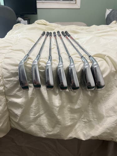 Srixon ZX5 MKII Left Hand Iron Set Stiff Flex (Used)