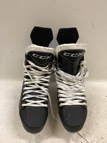 Used CCM SUPER TACKS 9350 Senior Hockey Skate Senior 9 11725-S000510613