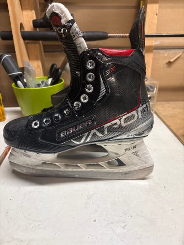 2021 Bauer Vapor 3X Hockey Skates Size 5.5 (Used)