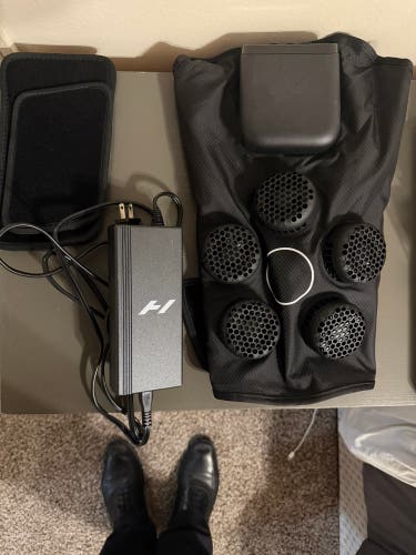 Hyperice Knee Compression & Recovery Device