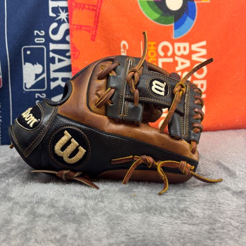 Wilson A2000 1788 RHT Baseball Glove 11.25" (Used)