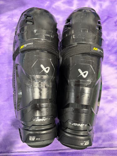 Senior Bauer Supreme M5 Pro Shin Pads 15" (Used)