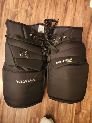 Senior XL Vaughn SLR 3 Pro Hockey Goalie Pants (Used)