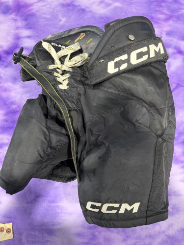 Black Senior Small CCM Tacks Classic SE 88 Hockey Pants (Used)
