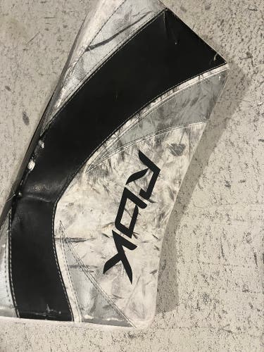 Reebok Regular (Used)