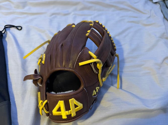 44 Pro Custom RH Baseball Glove 11.75" (Used)