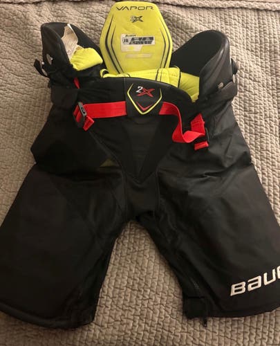 Bauer (Used) Junior Player Pants