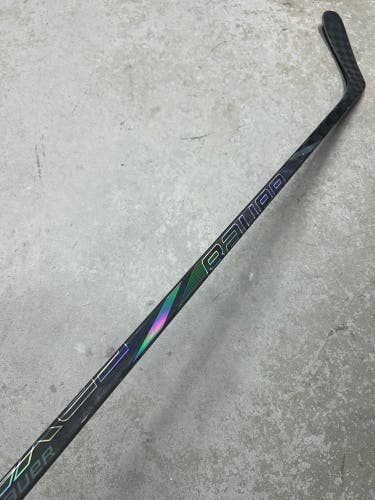 65 Flex P92 Intermediate Bauer Tracer Left Hand Hockey Stick Pro Stock (Used)