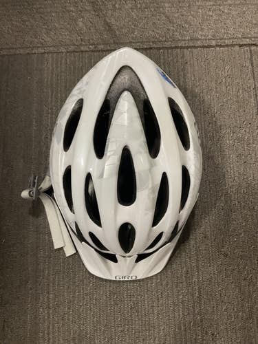 Used Giro INDICATOR Bike Helmet White One Size 11614-S000246369
