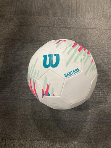 Used Wilson VANTAGE All Size Soccer Ball White 5 11614-S000246339
