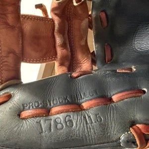 Wilson RH Infield A2K 1786 Baseball Glove 11.5" (Used)