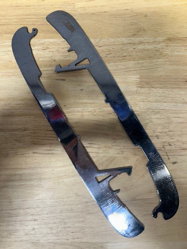 280mm Blade Tech Runners (Fit True Shift Max Holder) Buffalo Sabres Pro Stock