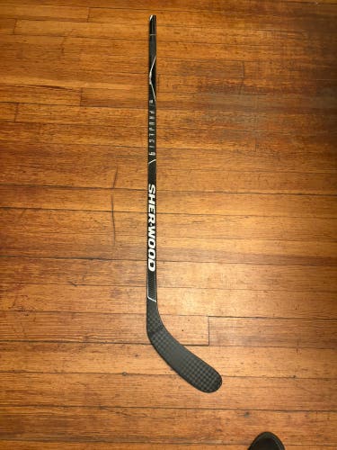 Junior Sher-Wood Project 9 Right Handed Hockey Stick 45 Flex (Used)