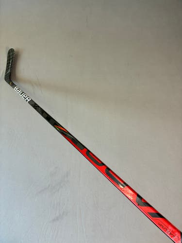 Used 87 Flex P92M Senior Bauer Vapor Flylite Right Hand Hockey Stick