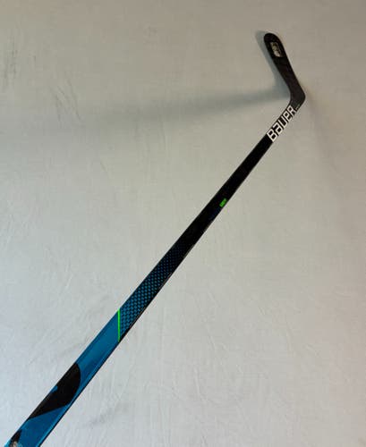 Used 55 Flex P92 Intermediate Bauer Nexus Geo Left Hand Hockey Stick