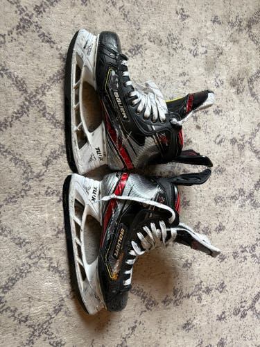 2019 Bauer Vapor 2X Pro Hockey Skates Regular Width 7.5 (Used)