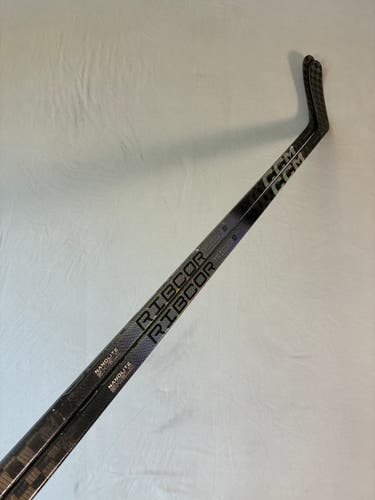 *2 Pack* of New 85 Flex Malkin Curve Senior CCM Ribcor Trigger 8 Pro LH Hockey Sticks - Chrome