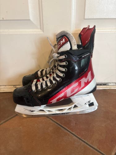 Used CCM JetSpeed FT4 Pro Hockey Skates 7.5