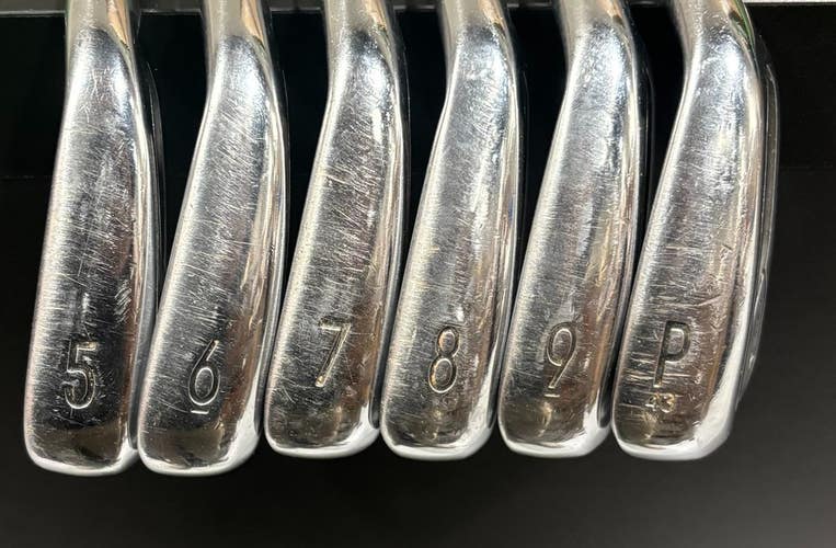 Titleist T200 Iron Set Stiff AMT Black S300 5-PW RH Used