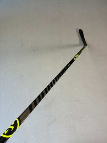 Used 55 Flex M03 Intermediate Warrior Alpha LX 20 Left Hand Hockey Stick