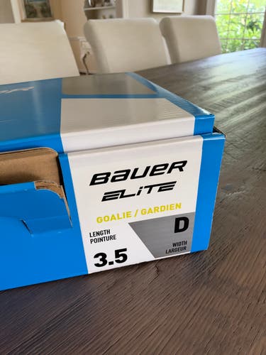 Junior 2025 Bauer Elite Hockey Goalie Skates, Regular Width, Size 3.5 (Used)
