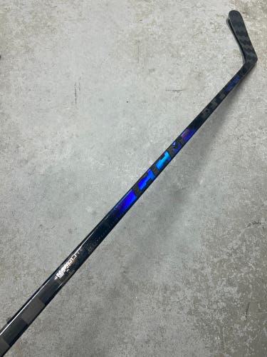 65 Flex P29 Senior CCM Trigger 10 Pro Left Hand Hockey Stick Pro Stock (Used)