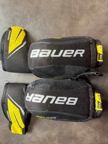 Youth Large Bauer Supreme Elbow Pads (Used)