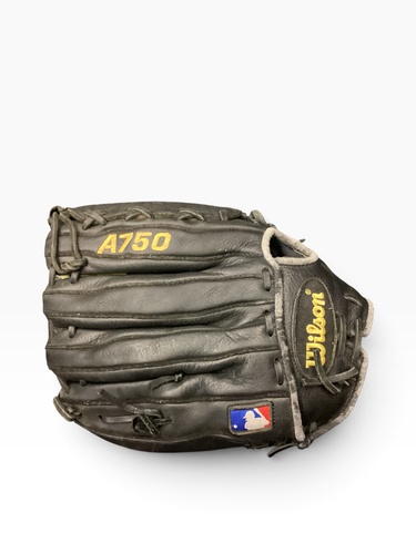 Used Wilson A750 BB/SB Glove RH Throw Black 12 1/2" 11846-S000112264