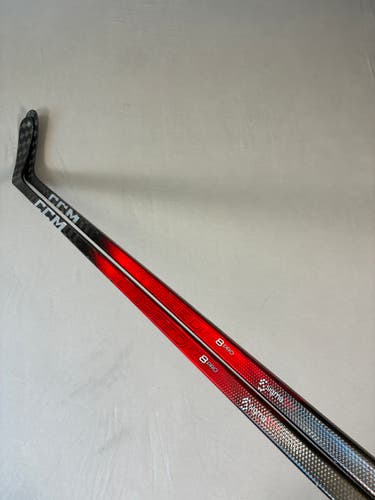 *2 Pack* of Used 85 Flex P29 Senior CCM JetSpeed FT8 Pro Right Hand Pro Stock Hockey Sticks - Red