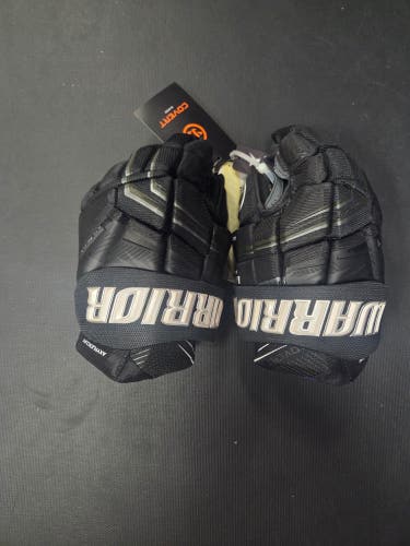 New Junior Warrior Covert QR7 Pro Gloves 11" hockey gloves black and white