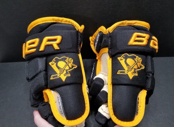 Pittsburgh Penguins Elite Bauer Vapor Pro 10" Youth BRAND NEW Hockey Gloves