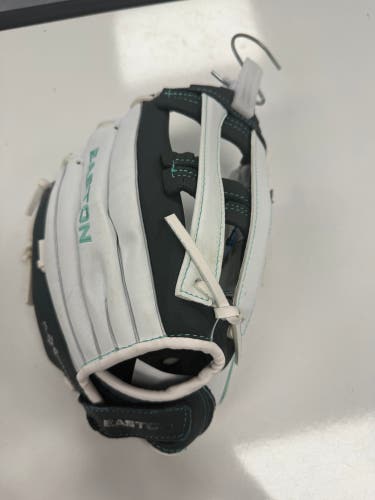 Easton Ghost RH Baseball Glove 11" (New)