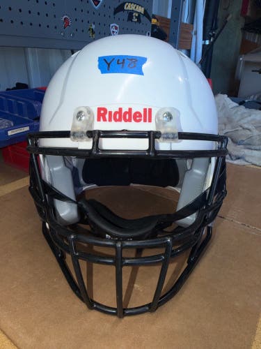 USED RIDDELL SPEED ICON YOUTH HELMET - LARGE - WHITE