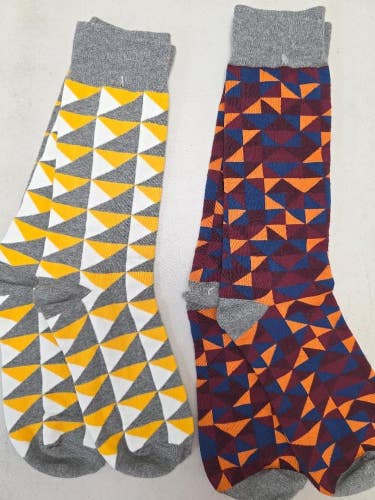 ST22 Mens "GEOMETRIC TRIANGLE PATTERN" Crew Socks Lot of 2 Pair MEDIUM New