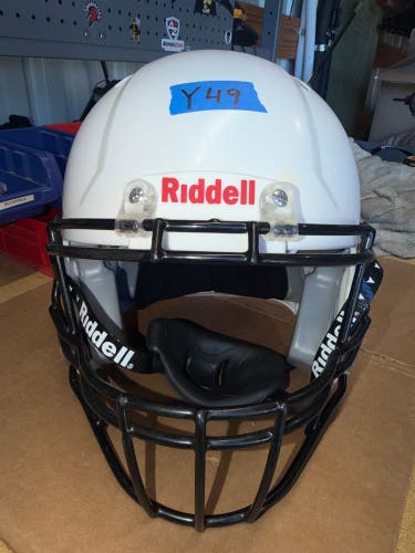 USED RIDDELL SPEED ICON YOUTH HELMET - LARGE - WHITE