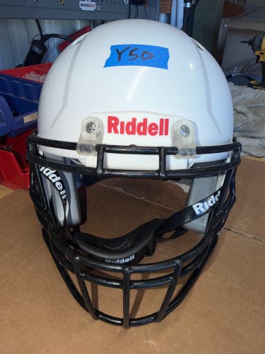 USED RIDDELL SPEED ICON YOUTH HELMET - LARGE - WHITE