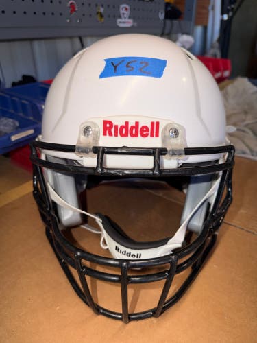 USED RIDDELL SPEED ICON YOUTH HELMET - LARGE - WHITE