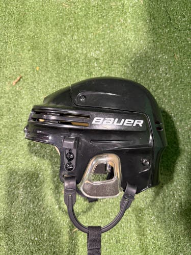 Bauer 4500 Helmet | Medium