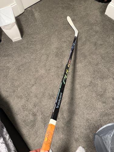 Intermediate Bauer Pulse Left Hand Hockey Stick P28 65 Flex (Used)