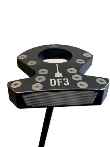 L.A.B. Golf DF3 Broomstick Putter