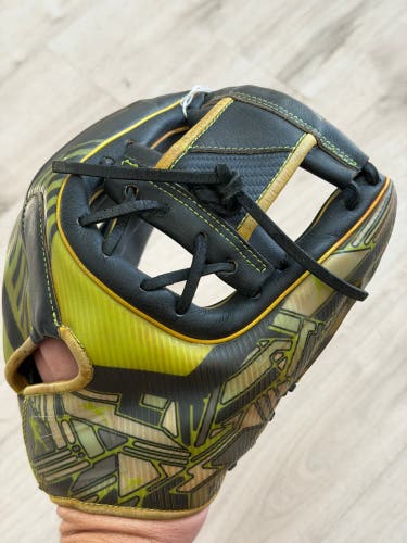 Rawlings REV1X RH Throw Infield Baseball Glove 11.75" (Used)