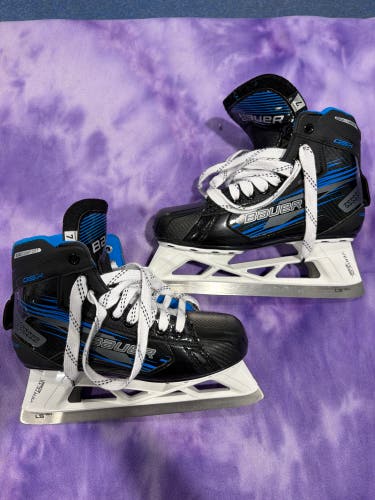 Senior Bauer GSX Hockey Goalie Skates Regular Width 7 (Used)