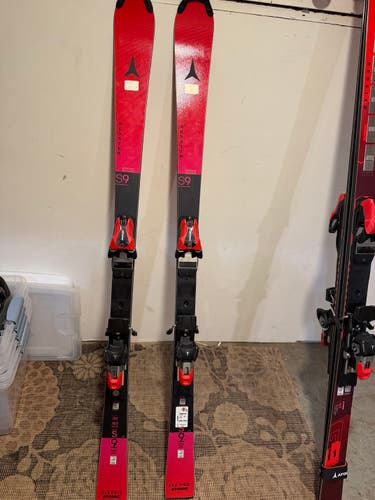 2025 Atomic 157 cm Racing Redster S9 SL FIS Skis With Bindings (Used)
