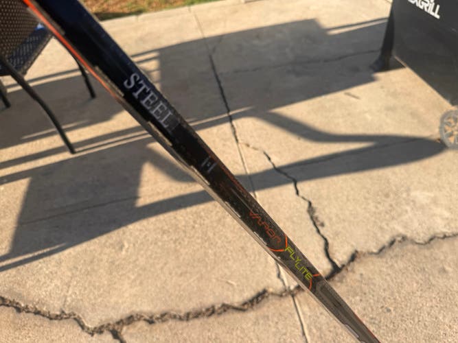 Senior Bauer Vapor Pro Stock Left Hand Hockey Stick 87 Flex Pro Stock (New)
