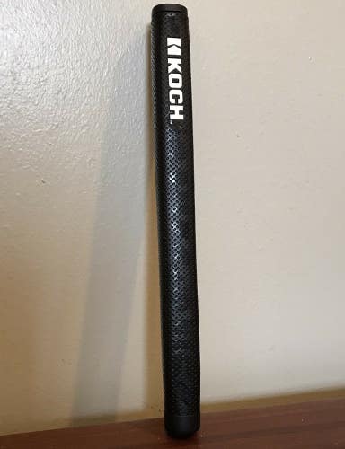 New Tourmark Tacky Paddle Putter Grip Standard Black/White Koch Logo