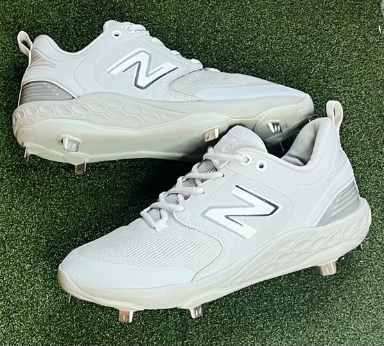 New Balance Fresh Foam X 3000v6 Metal Baseball Cleats | Men's 9.5D | Grey/White | Lightly Used