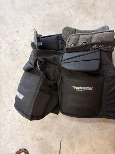 Intermediate Large Vaughn Hockey Pants (Used)