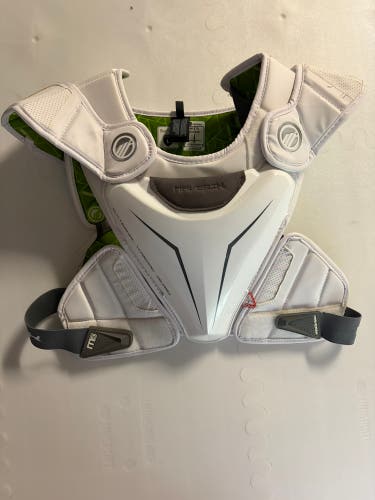 Maverik M5 Shoulder Pads - Large