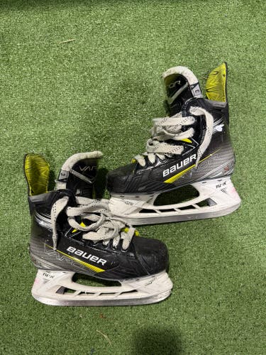 Bauer Vapor X4 Hockey Skates | Size 3D